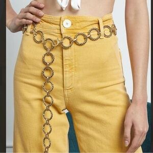 Nadia Chain
B-Low the Belt